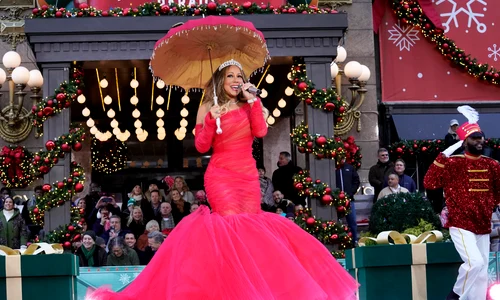 Mariah Carey de Crăciun GettyImages 1245070421 jpg