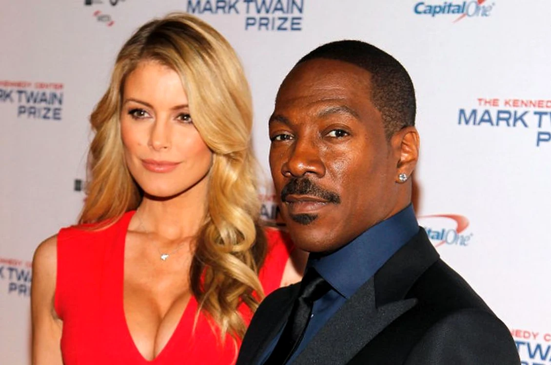
    Eddie Murphy și iubita  