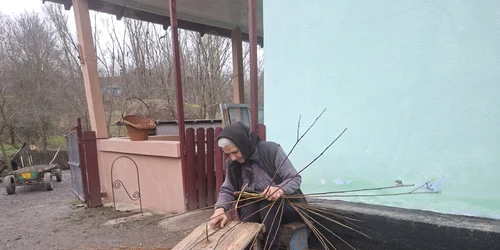 impletitori de nuiele Durnesti FOTO Cosmin Zamfirache (3) jfif