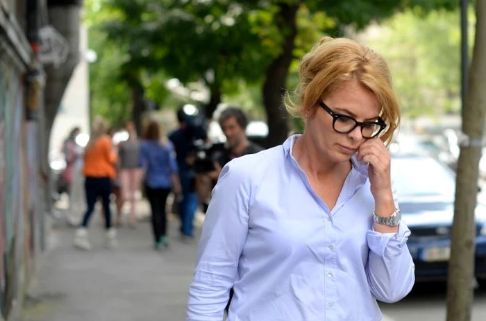 Loredana Radu a fost reținută de procurorii DNA