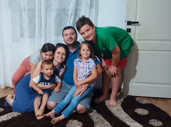 Familia Mogoș a rămas fără casă în noaptea de Revelion. SURSA Facebook