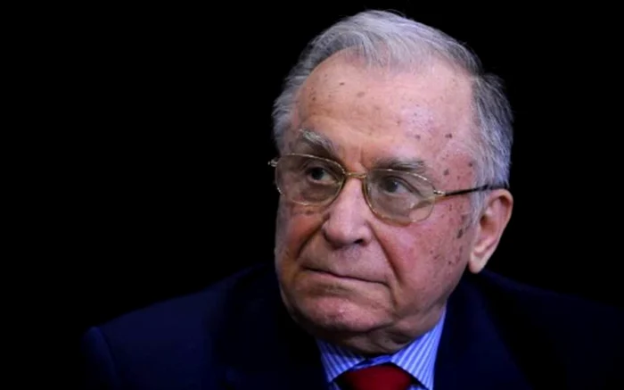 BREAKING Ion Iliescu, diagnosticat oficial cu cancer pulmonar. Mesajul medicilor de la spitalul unde este internat