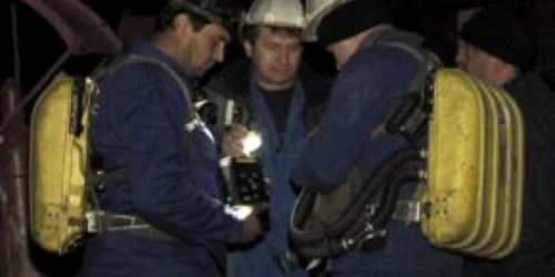 Buzău: Deflagraţia de la Nehoiaşu s-a produs din cauza acumulării de gaze