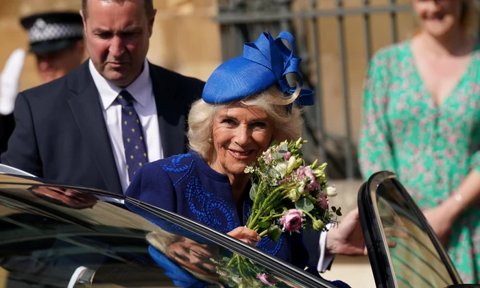 Regina Camilla și Regele Charles la slujba de Paște (5) jpg