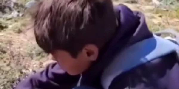 Locuitorii din Fâșia Gaza au ajuns să mănânce iarbă și să bea ape uzate  Foto Captură video X jpg
