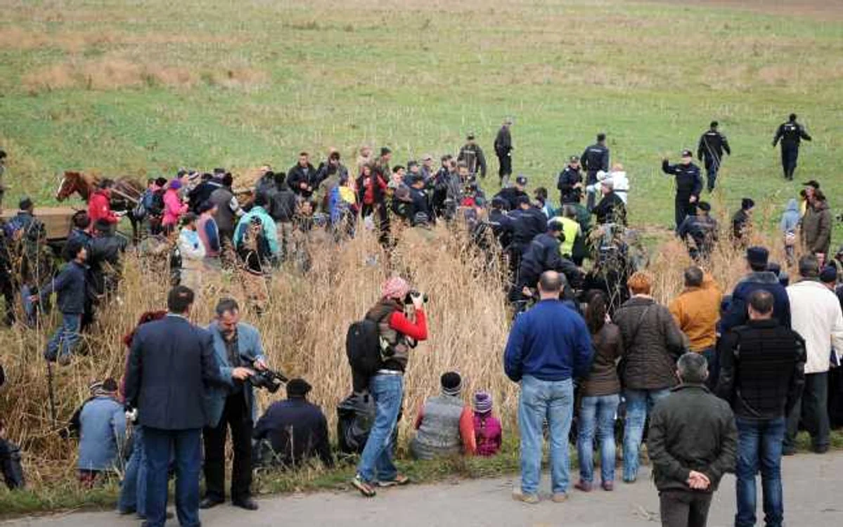 În primele zile de protest au fost şi elevii de la şcoală FOTO:mediafax
