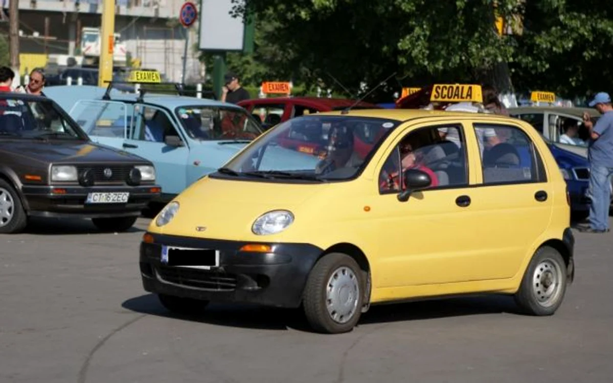
    Click! îţi arată cât costă şcoala de şoferi în 2015Foto: Click!  