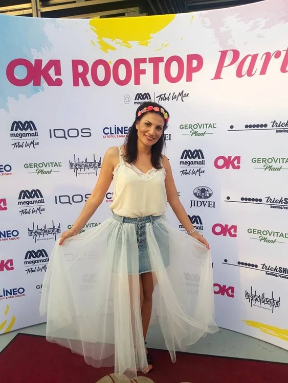 Ioana Ginghină a radiat la petrecerea OK! Rooftop Party