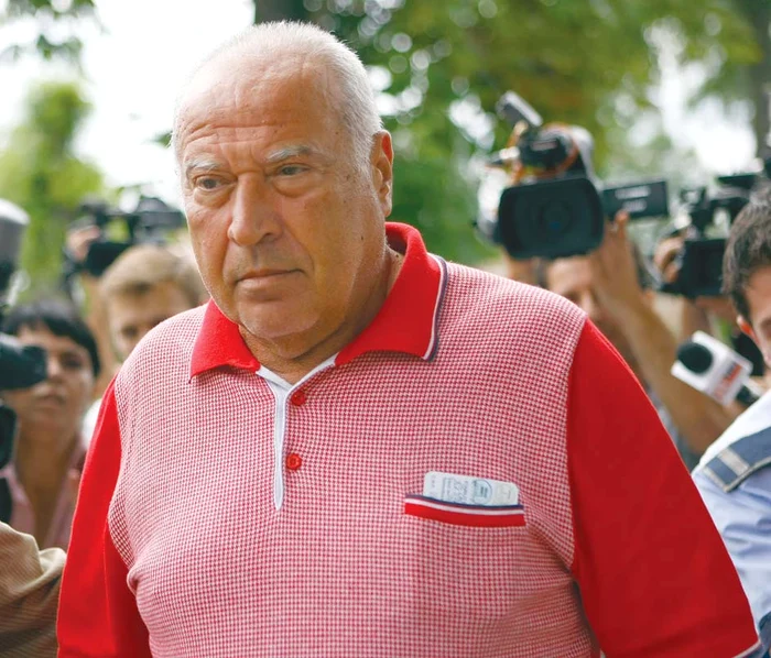Voiculescu a ajuns la penitenciar vineri seara