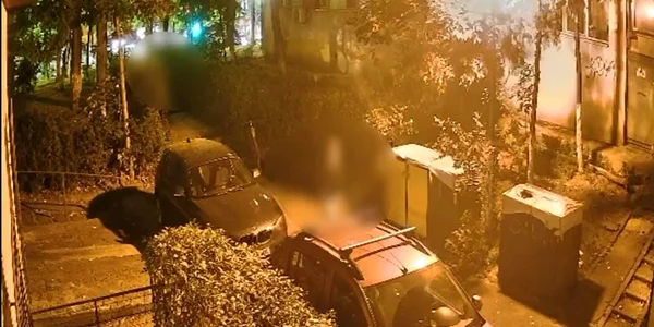 Clipe de groază pe o alee din București: tânără tăiată după ce s-a luptat cu un bărbat care a atacato cu un cuțit