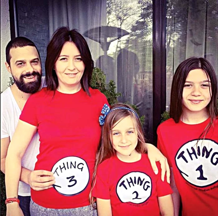 Amalia a anunţat, într-un mod amuzant, că e însărcinată, postând o fotografie pe contul ei de Facebook