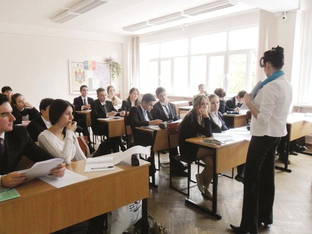 România a ocupat locul 45 din 65 în lume la testele PISA din 2012     FOTO: Adevărul