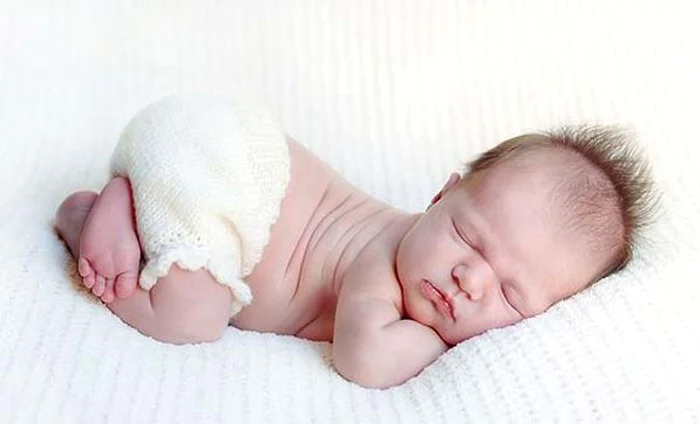 Bebeluşilor li se pot depista problemele de auz printr-un simplu test, efectuat în maternitate foto: Click!