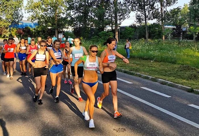 Andreea Arsine a ocupat locul 4 la CN în proba de 20 km marșFoto: Facebook / Andreea Arsine