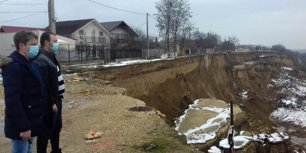 Mal prăbuşit în comuna Cumpăna Foto Remus Negoi