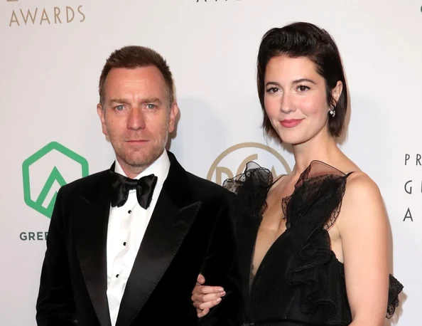 Ewan McGregor și Mary Elizabeth Winstead au avut o ceremonie secretă