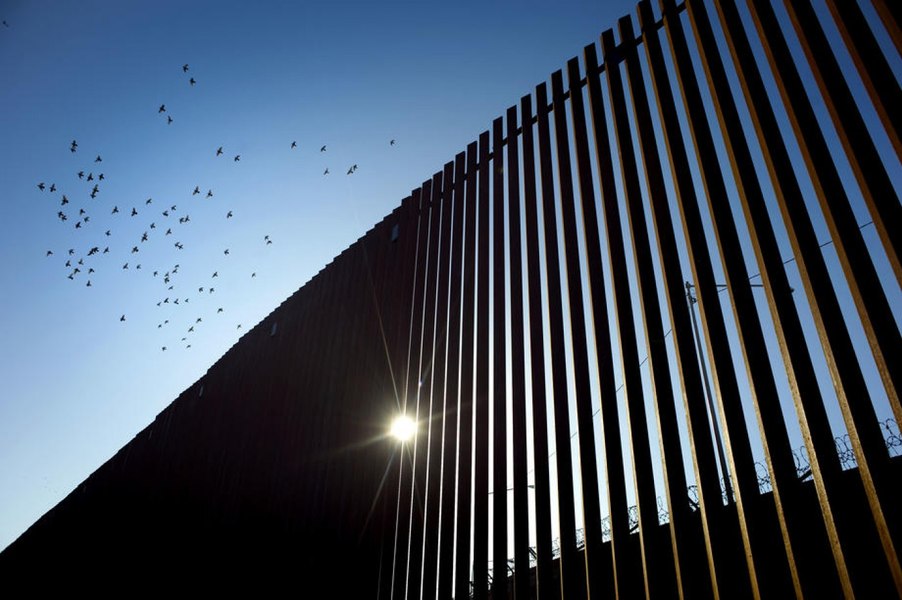 Liderii american şi mexican au cerut aplicarea de „măsuri concrete” la frontiera dintre ţările lor