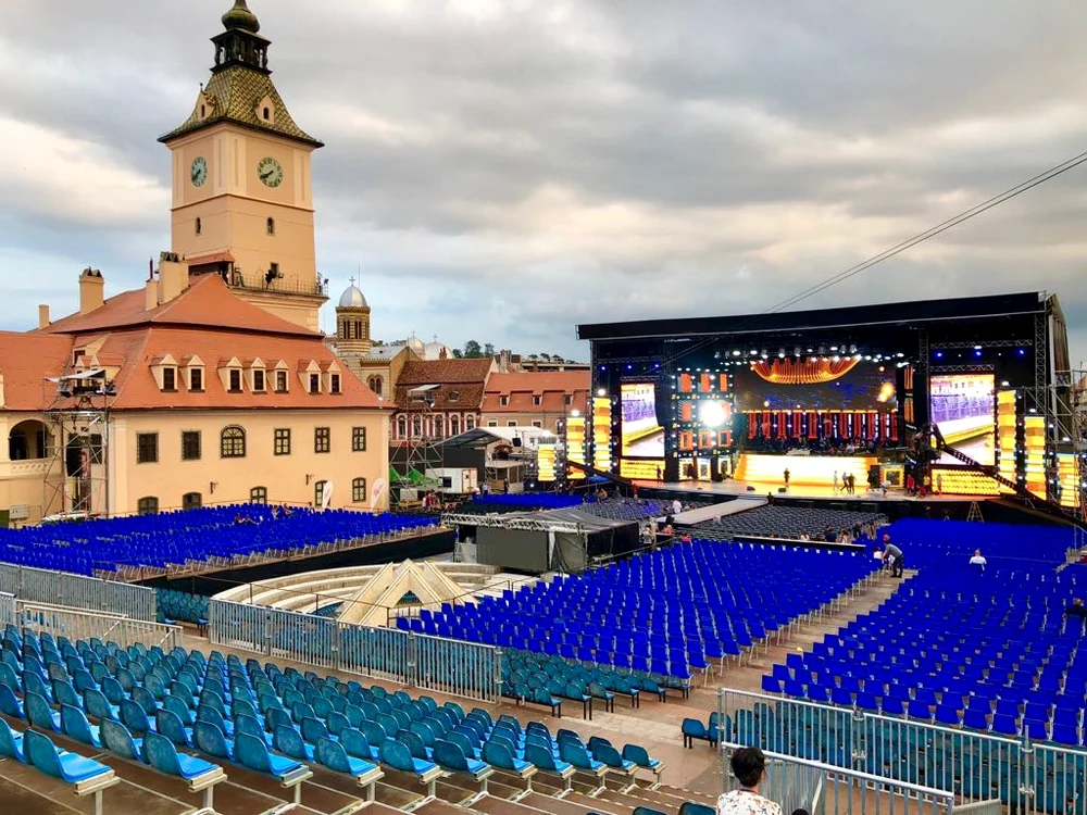 Aşa arată scena Festivalului Cerbul de Aur 2018 Foto: TVR