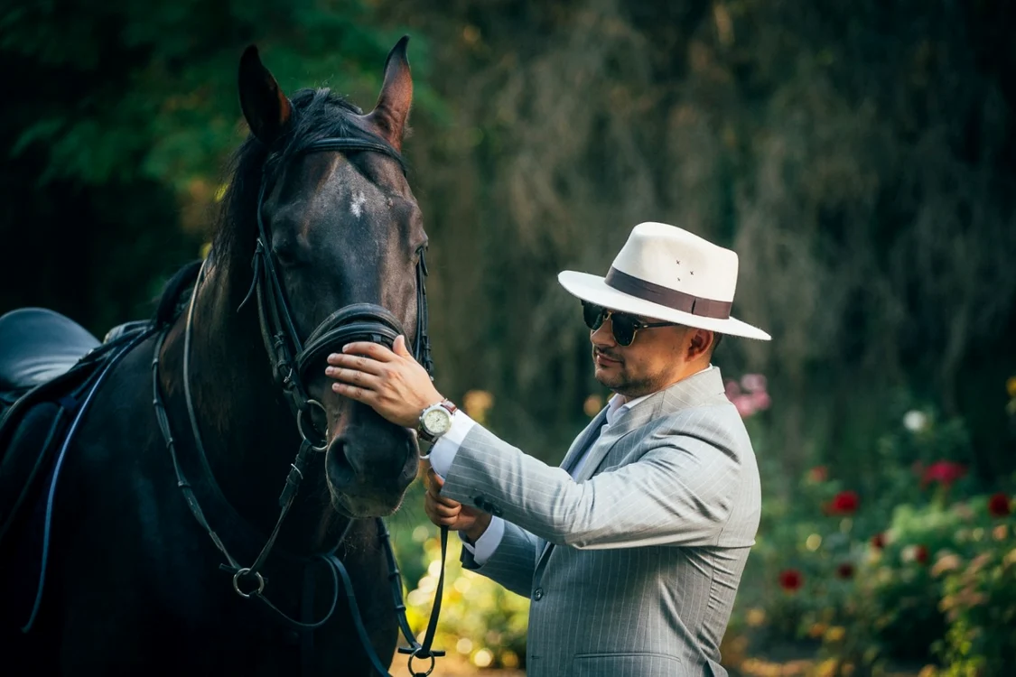 Robert Ciobanu - Calapod Private Tailor. FOTO: Facebook