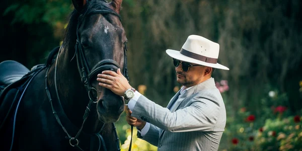 Razvan Ciobanu - Calapod Private Tailor. FOTO