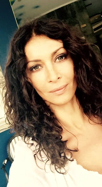 
    Mihaela Rădulescu, fericită alături e noul iubitFoto: Arhivă personală  