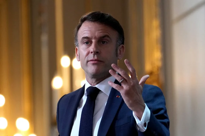 Emmanuel Macron se adresează ambasadorilor la Palatul Élysée FOTO EPA-EFE