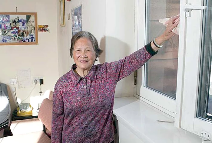 Mo se laudă că geamurile ei strălucesc precum cristalul