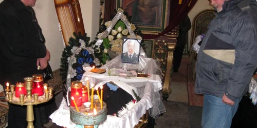 Pompierul-criminal va avea parte de o slujbă specială pentru sinucigaşi