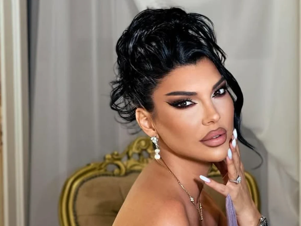 Andreea Tonciu, nemulțumită de numărul de proiecte din 2025: „Lumea a început să se vândă pe bani puțini, iar eu sunt scumpă”