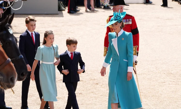 Kate Middleton și copiii George, Charlotte și Louis foto Profimedia (2) jpg
