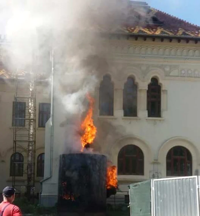 Recipientul care a produs incendiul  FOTO: Ionuţ Filimon