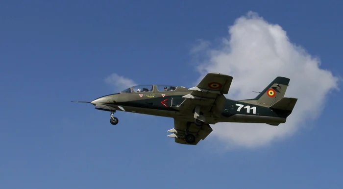 
    Aeronavă IAR-99 a aterizat forţat la baza de la Boboc  