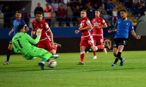 gabi iancu gol cu dinamo jpeg