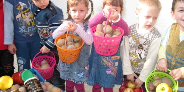Fructele şi legumele au fost donate nevoiaşilor