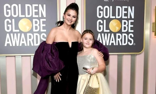 Selena Gomez si Gracie  jpeg