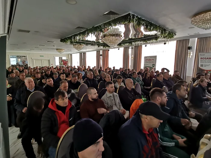 Fermierii spun că de impozitul pe solarii au auzit peste noapte FOTO. A.Mitran