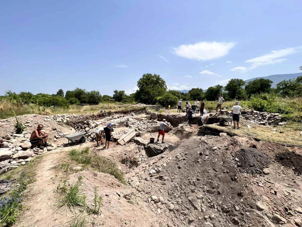 Săpături arheologice la Domus Procuratoris de la Ulpia Traiana Sarmizegetusa (foto: Muzeul Național de Istorie a Transilvaniei)