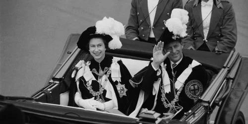 Regina Elisabeta şi Prinţul Philip
