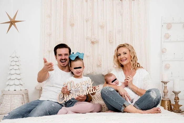 Mihai Petre a publicat prima fotografie de Crăciun cu fiica lui nou născutăFoto Instagram