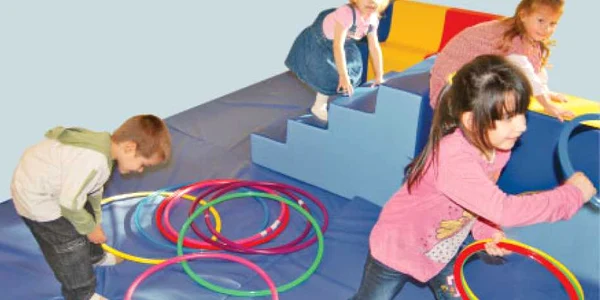Copiii de la Grădiniţa „Le Jardin des Enfants“ îmbină lecţiile de franceză cu joaca