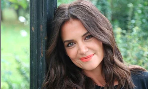 katie holmes jpeg