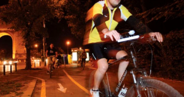Ciclopromenada de la miezul nopţii