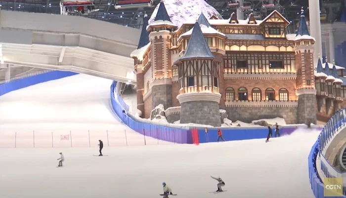 Cea mai mare pistă de schi acoperită din lume Foto: Captură video CGTN