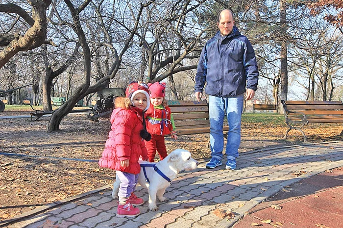 
    Parcurile sunt pline în aceste zile cu temperaturi de 10-15°C  