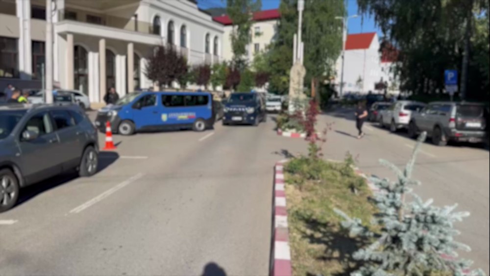 Încă o rețea de acte românești false. Peste 1.700 de cetățeni ruși, ucraineni și moldoveni au obținut acte românești. 93 de percheziții la instituții publice și persoane fizice