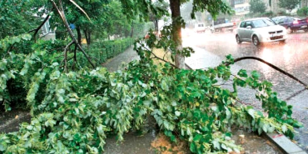 După caniculă, mâine vine vijelia