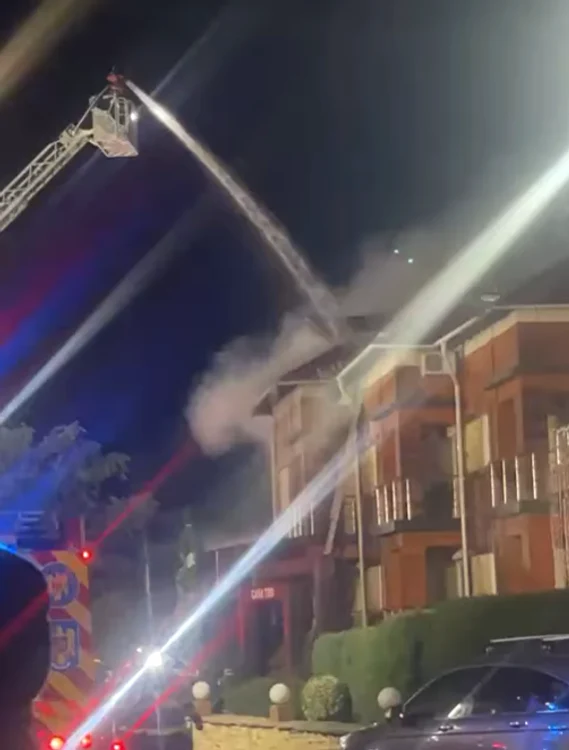 Incendiu pensiune Murighiol FOTO Facebook