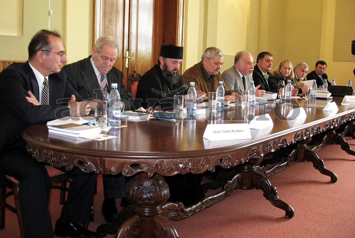 La simpozionul de miercuri, găzduit de Primărie, sunt invitate personalităţi de marcă FOTO: Iulian Bunilă