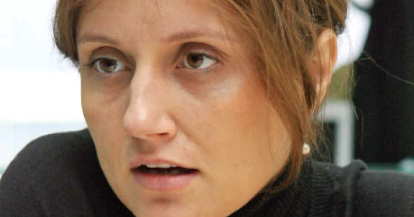 Elena Adina Nica, mediator la Centrul  de Mediere Craiova