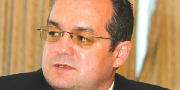 Boc nu exclude posibilitatea asumării răspunderii Guvernului şi pe alte legi
